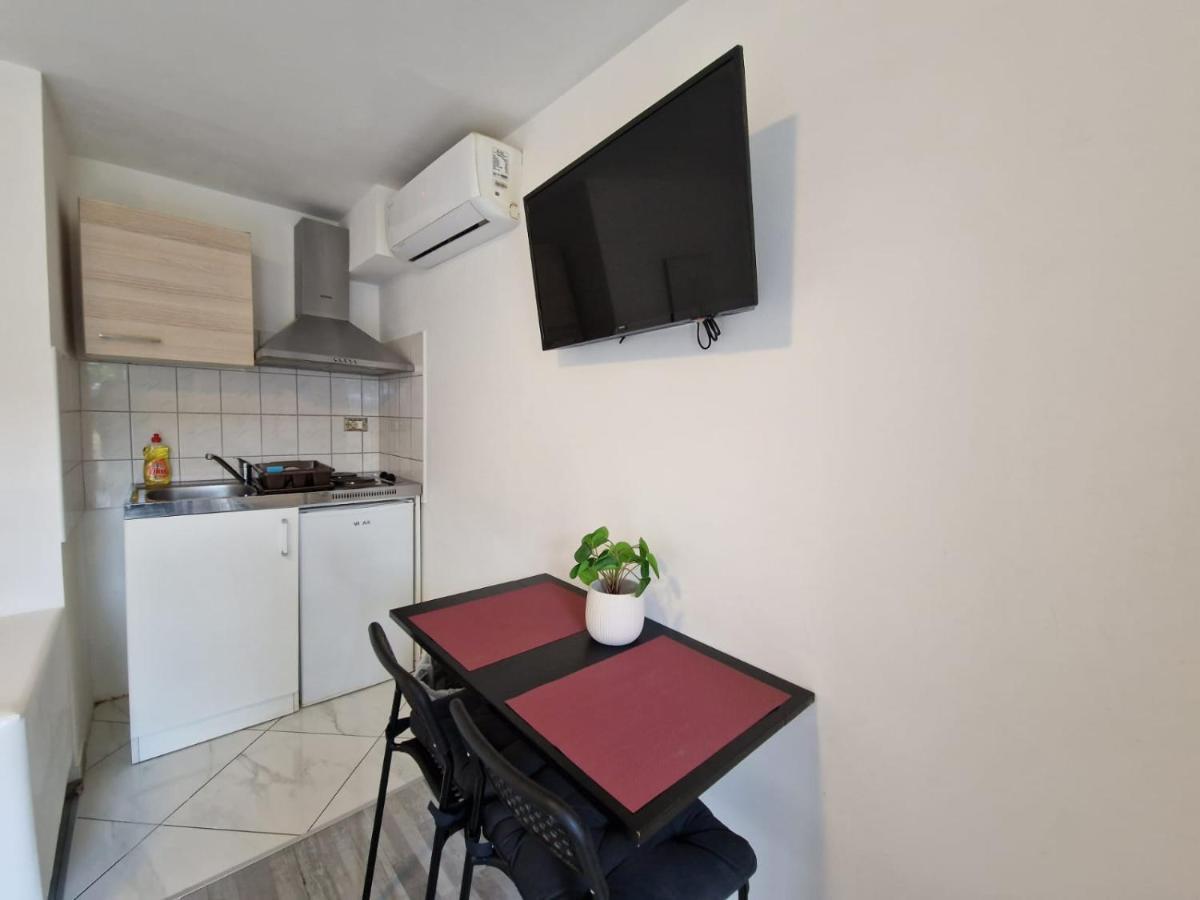 Apartments Luigi Umag Extérieur photo