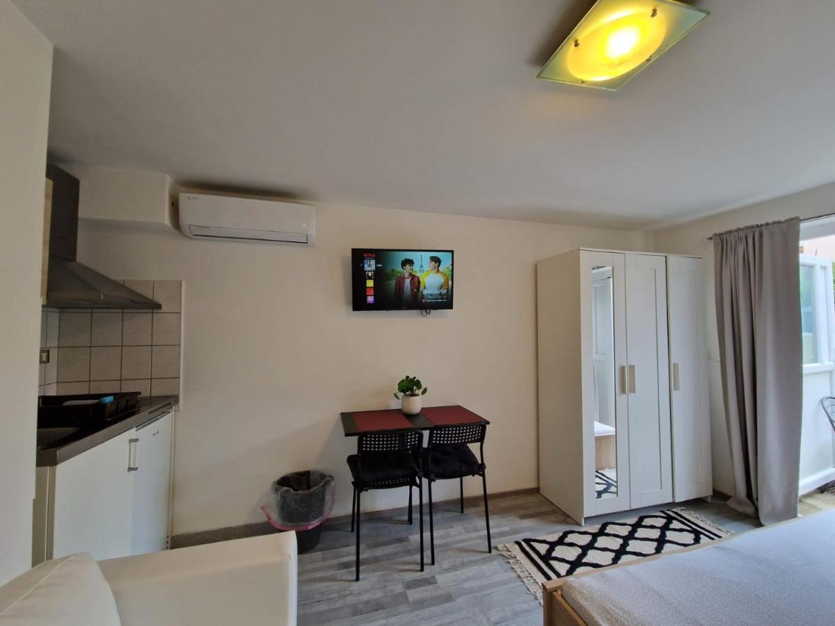 Apartments Luigi Umag Extérieur photo