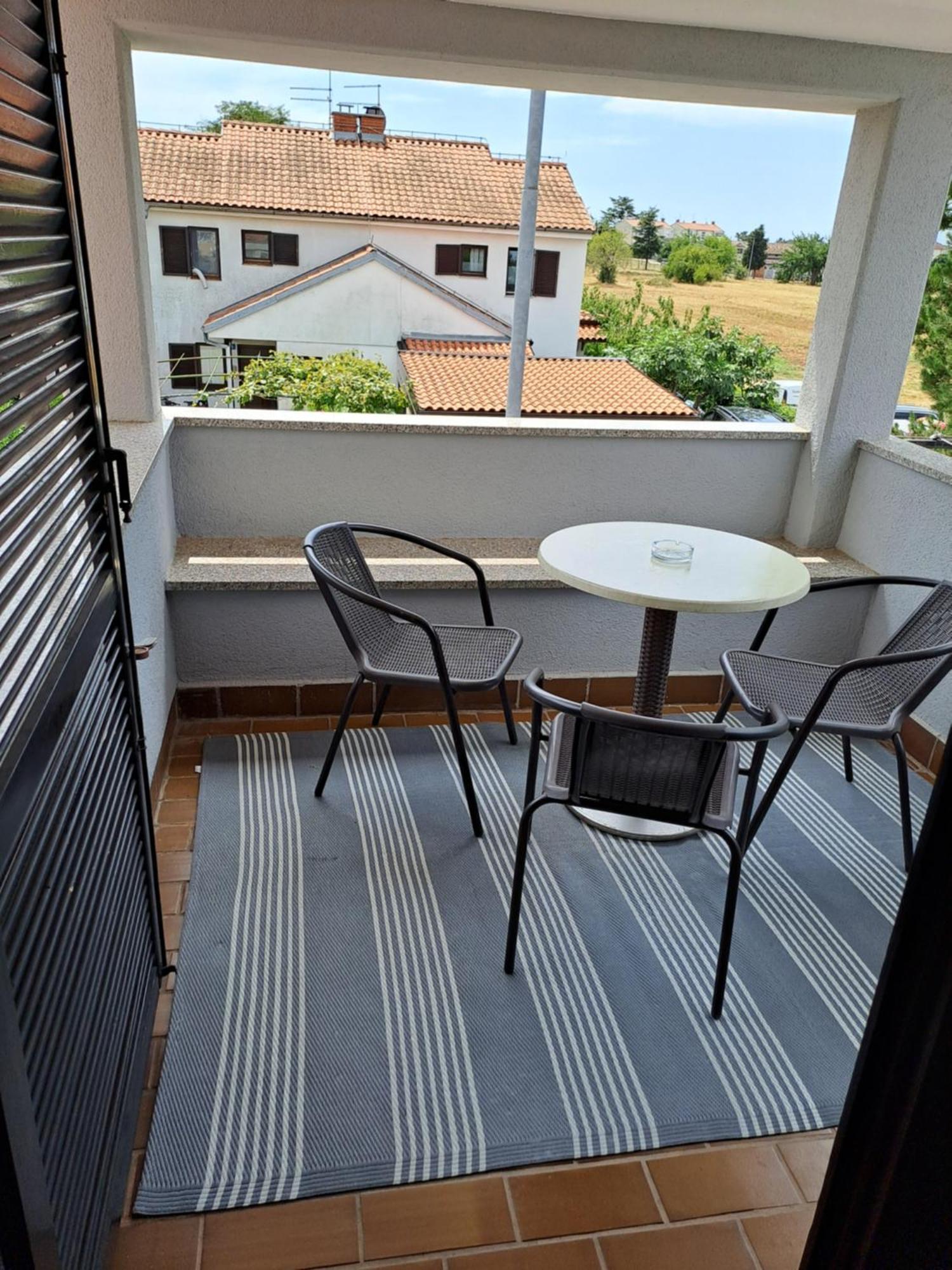 Apartments Luigi Umag Chambre photo